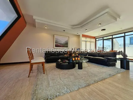 Cv Casa En Venta En Cumbres De Curumo Yf 26-5869