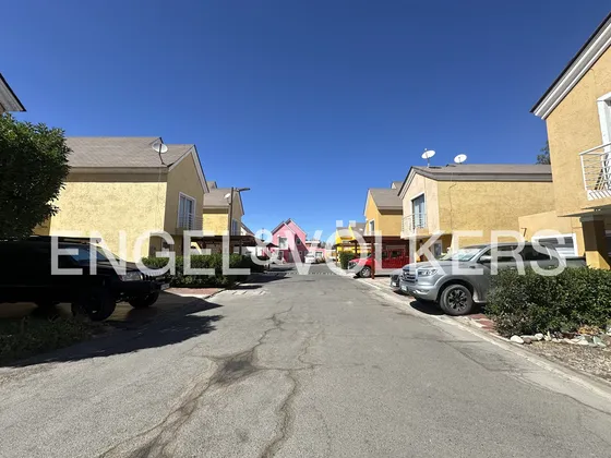 Excelente Casa Condominio Balmaceda Sur.