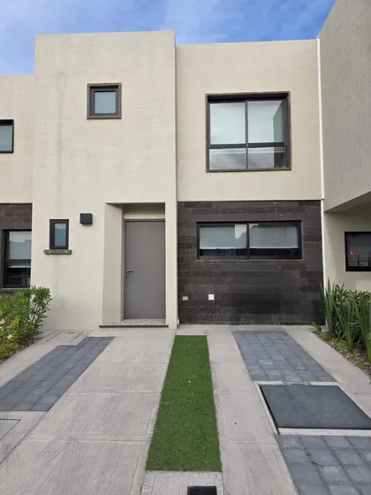 Casa En Venta En Zakia