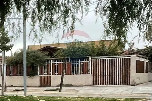 Casa En Pasaje Tanqui, Comuna  De San Joaquín