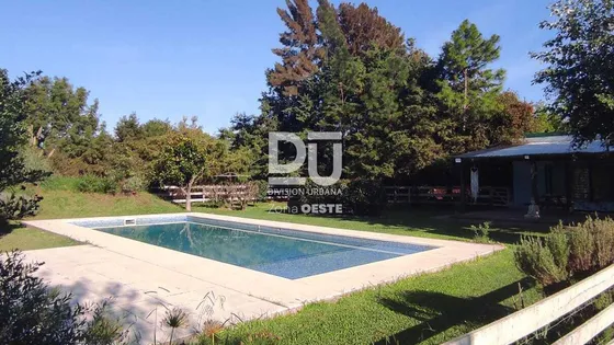 Casa A La Venta En Chacras De General Rodríguez