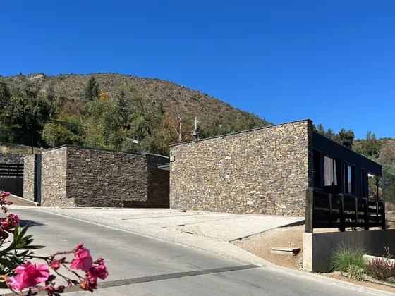 Acogedora Vanguardista Condominio Parque Arrayan Vista
