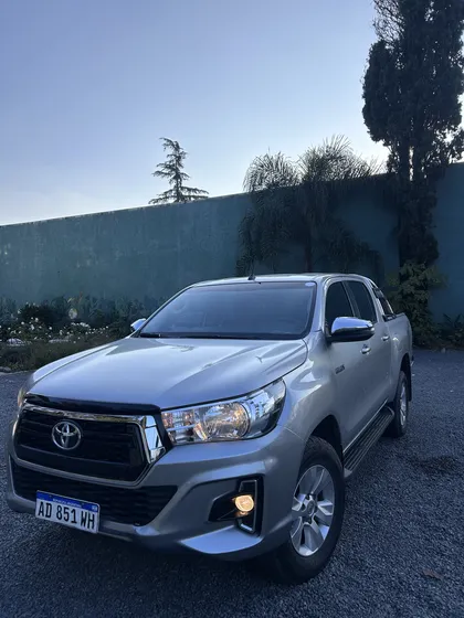 Toyota Hilux 3.0 D/cab 4x4 Srv