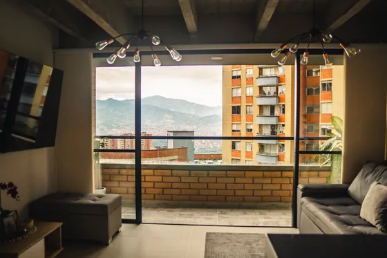 Moderno Apartamento En La Loma Del Indio, Con Increíble Vista. Código 29