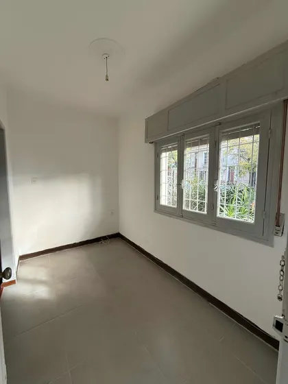 Apartamento Alquiler Parque Rodó Maggiolo E Itapua Reciclado Al Frente U1