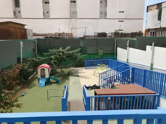 Se Vende Amplia Propiedad Con Uso De Jardín Infantil