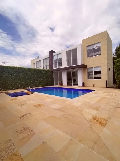 Hermosa Casa Campestre Con Piscina Privada En Ricaurte