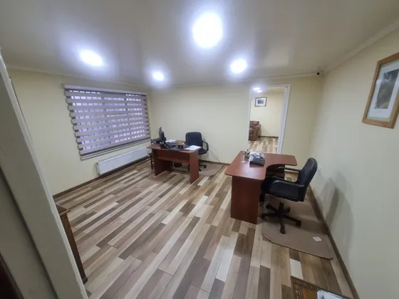 Casa Para Uso Como Oficina, Calle Martinez De Aldunate