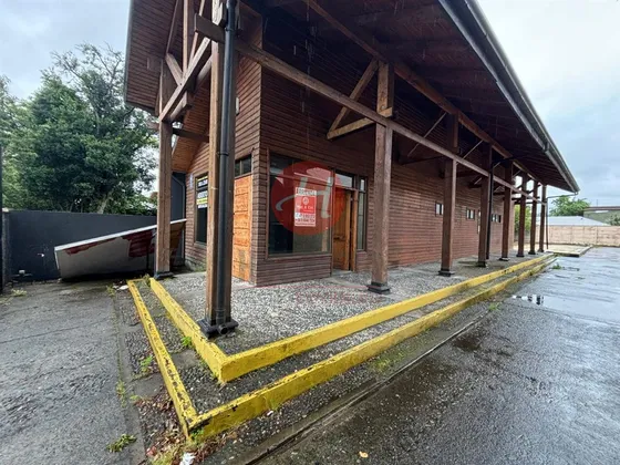 Local Comercial En Arriendo En Pucón