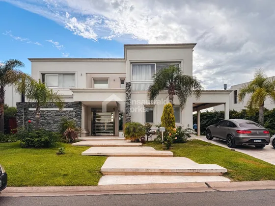 Casa En Venta Al Agua, Excelente Vista, Los Alisos Nordelta-tigre!