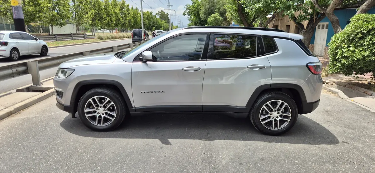 Jeep Compass 2.4 Sport AT65704342836993122