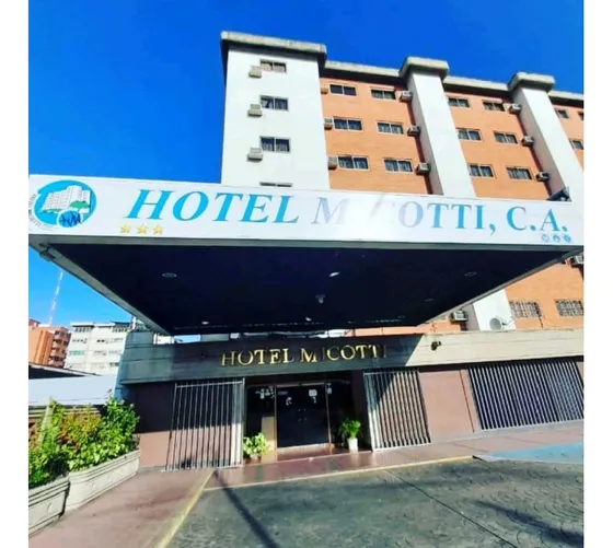 En Venta Hotel Av. Bermúdez Maracay Edo. Aragua