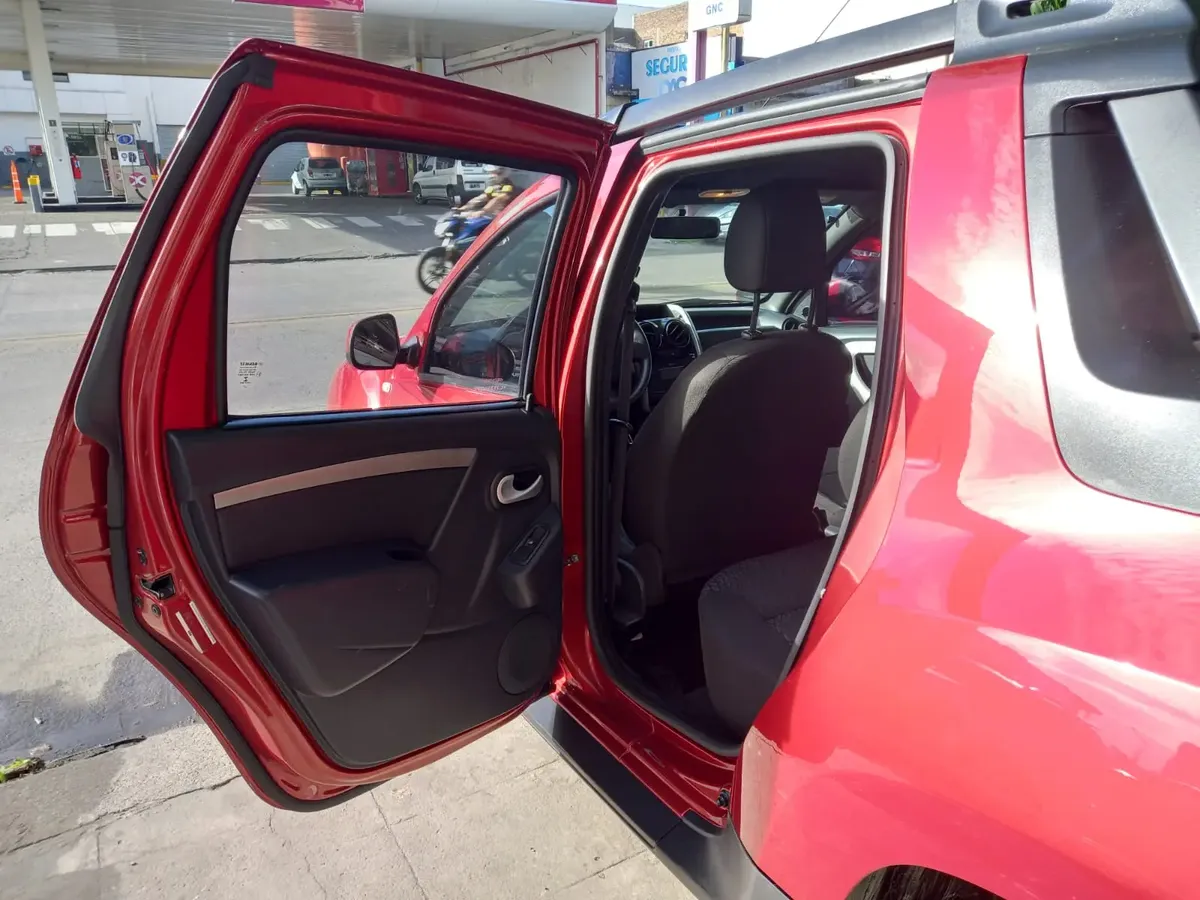 Renault Duster Oroch 2.0 Dynamique5288327768657203212