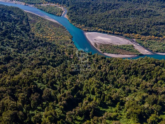 En Condominio Con Acceso Privado A Río