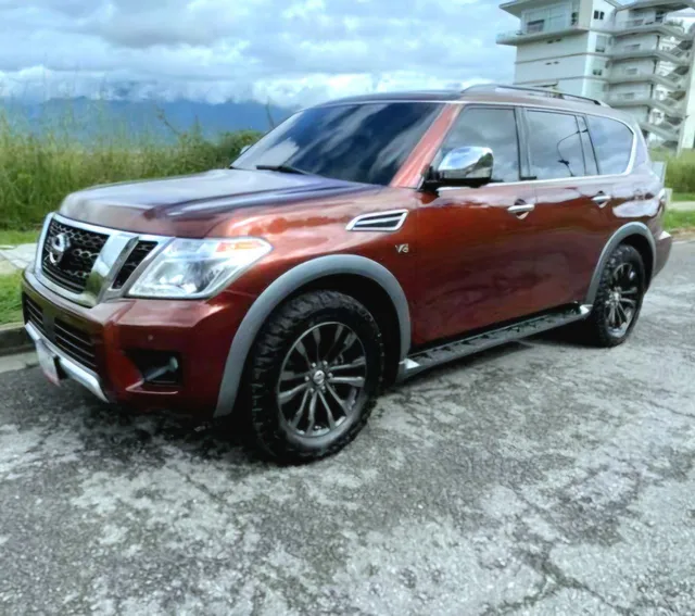 Nissan Armada Platinum V8 5.6