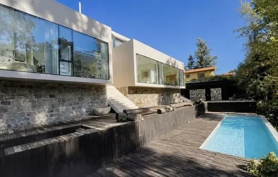 Casa En Venta De 4 Dormitorios En Lo Barnechea