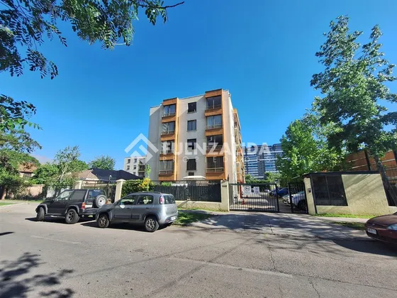 Departamento En Venta De 2 Dorm. 1 Baño En Macul