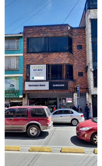 Venta Local - Oficinas - Bodega - Edificio - 7 De Agosto - Bogotá