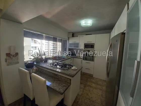 Apartamento En Alquiler En Bello Monte 25-22080 As