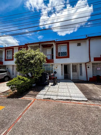 En Venta Casa En El Condominio Girasoles En Villavicencio