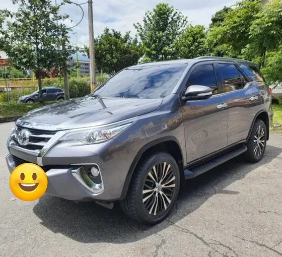 Toyota Fortuner 2.7l