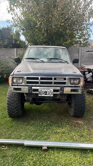 Toyota Hilux 2.4 Diésel 4wd