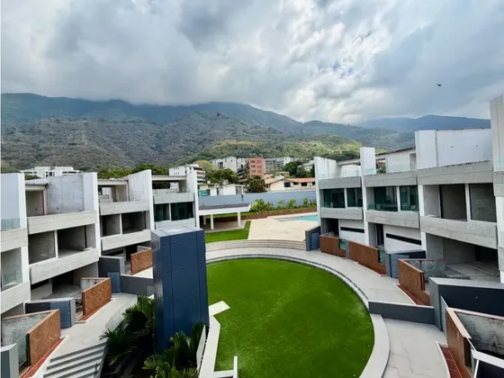 Se Vende Casa 720m2 3h+s/4p Sebucan