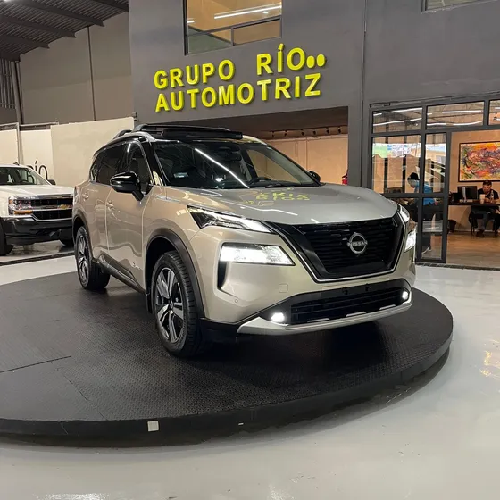Nissan X-trail 1.5 E-power Platinum At