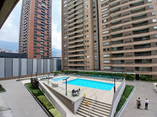 Apartamento En Arriendo Ciudad Del Río 743-7510
