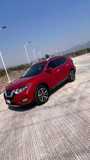 Nissan X-trail 2.5 Exclusive 3 Row Cvt