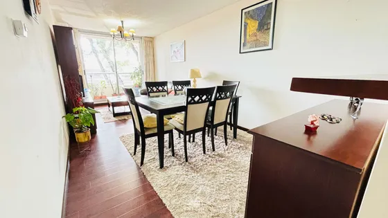 Venta De Apartamento De 1 Dormitorio  En Edificio Isla Mágica,  Malvín Sur