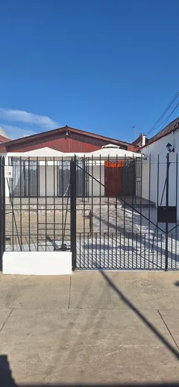 Casa 2 Dormitorios,1 Baño, Lavandería 