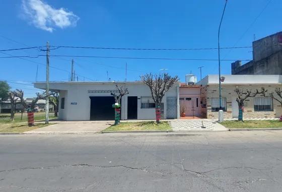 Venta De Casa En Block Ideal Inversión. 