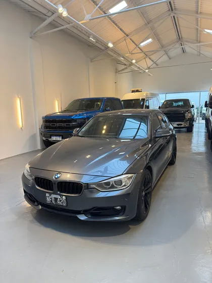 Bmw Serie 3 2.0 328i Sedán Sport 245cv