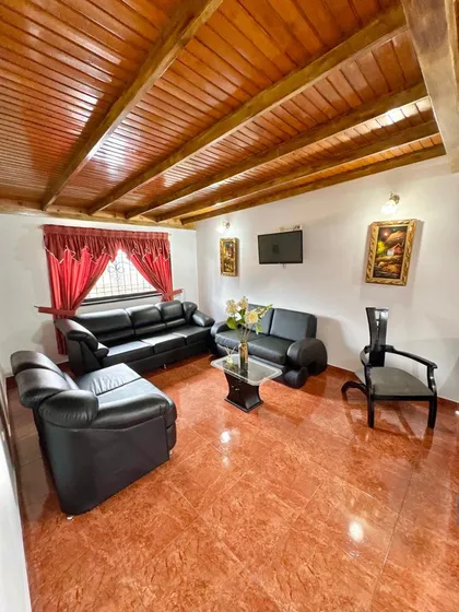 Lh Casa En Venta Diagonal A La Gobernación San Cristóbal 