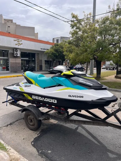 Sea-doo Gti 90 Hp 130 Hs Con Trailer