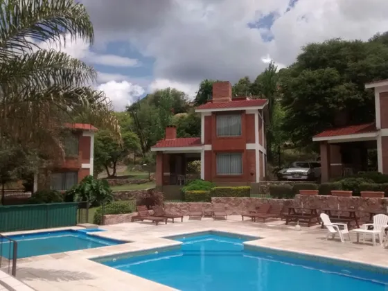 Duplex En Unquillo - Housing