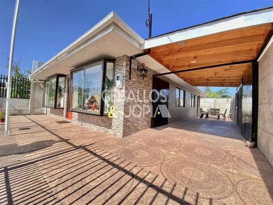 Casa En Venta De 3 Dorm. En Quilpué