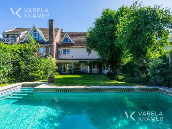 Casa En Venta En Barrio Cerrado La Candelaria San Isidro