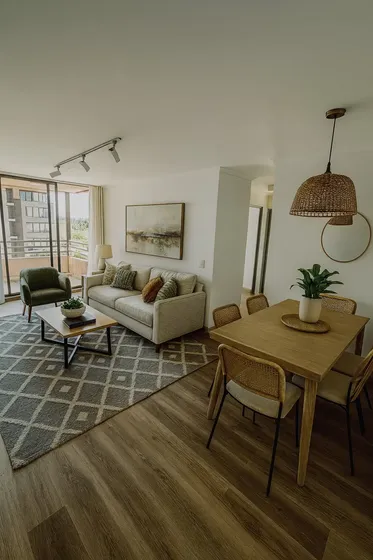 Depa Remodelado Cumbres 3 - 3d/1b + Bodega Y Estacionamiento