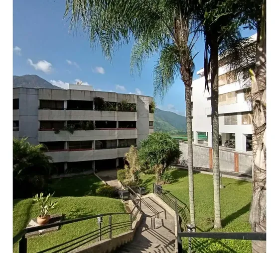 Vendo Apartamento 150m2 Urb. Miranda 0669