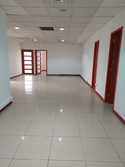 Excelente Oficina Centro Empresarial El Cortijo