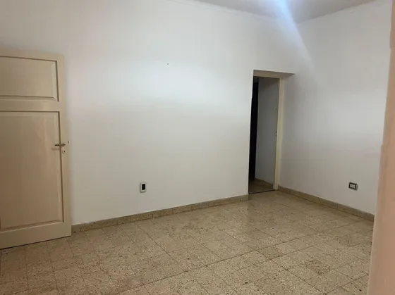 Departamento En Alquiler De 4 Dormitorios En 4.ª Sección Área Fundacional