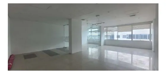 Oficina 71 M2 En Arriendo, Chico Norte