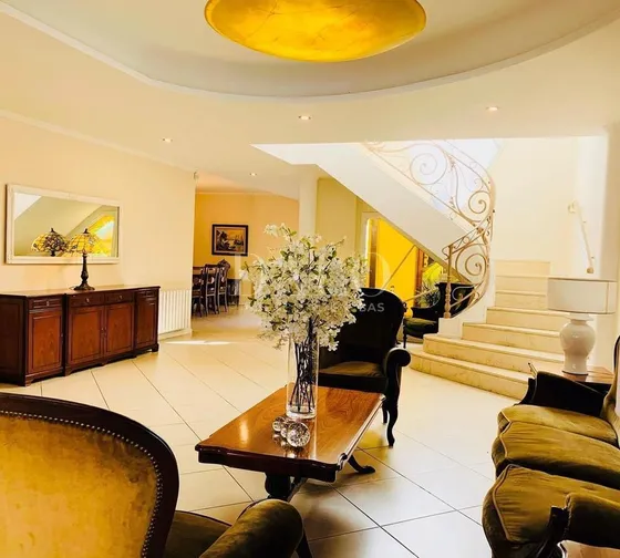 Casa En Venta En San Isidro, Frente Al Hipódromo Oportunidad!!