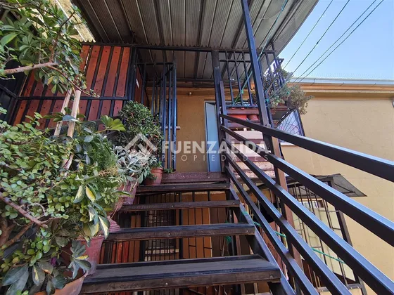 Departamento En Venta De 2 Dorm. En Puente Alto, Aep