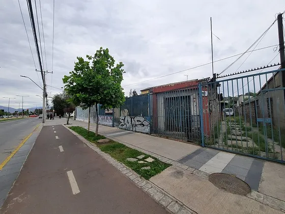 Amplio Terreno En Calle Principal En Maipu