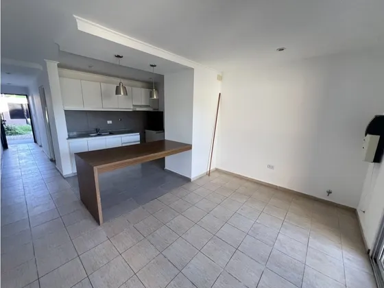 Dúplex En Luján - Apto Crédito - 