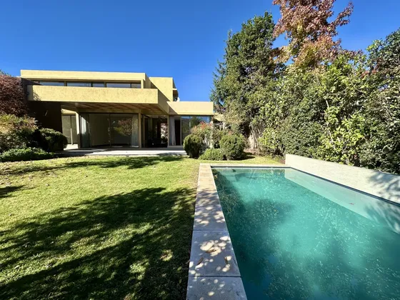 Casa En Condominio / Los Bravos 