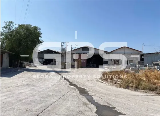 Venta La Victoria / Avenida Santa Rosa